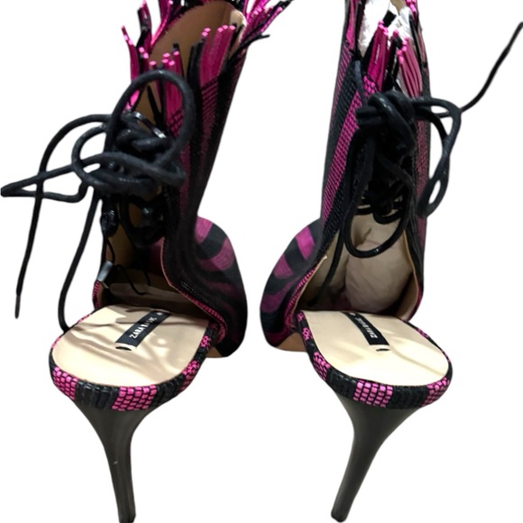 Zara Basic Collection Stilettos Pink/Black Striped Ankle Tie - Picture 3 of 4
